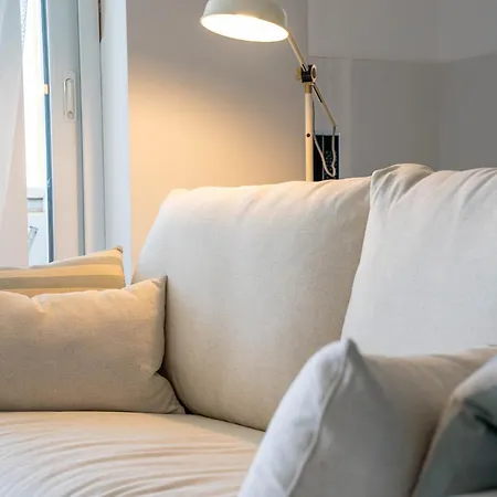 One Bedroom Next To The Port Appartamento *